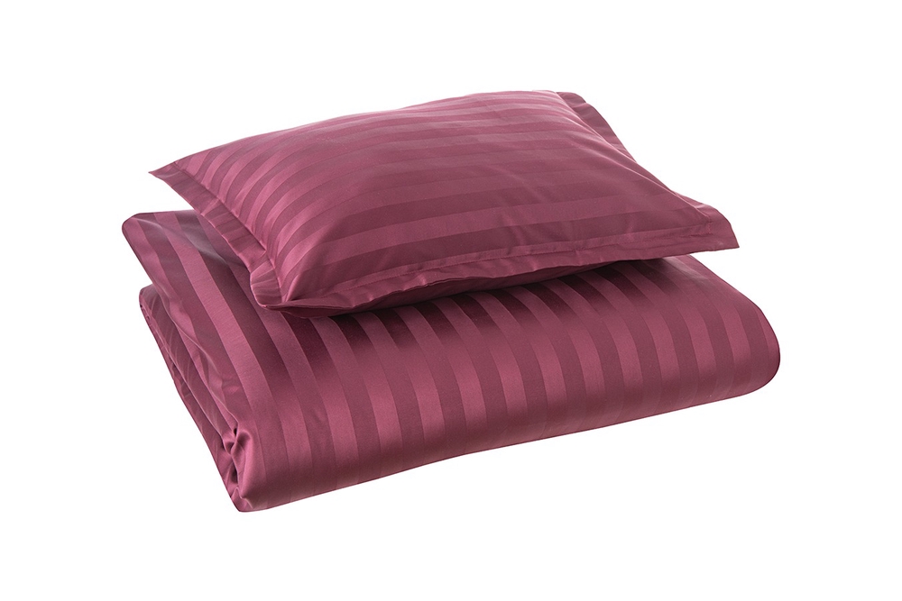 Hotel-Classic-burgundy-70dpi-4