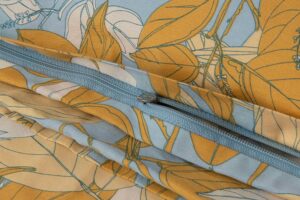 Melhania-Nesiota-tomblukk-70dpi-2