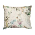 Vintage-Garland-pillowcase