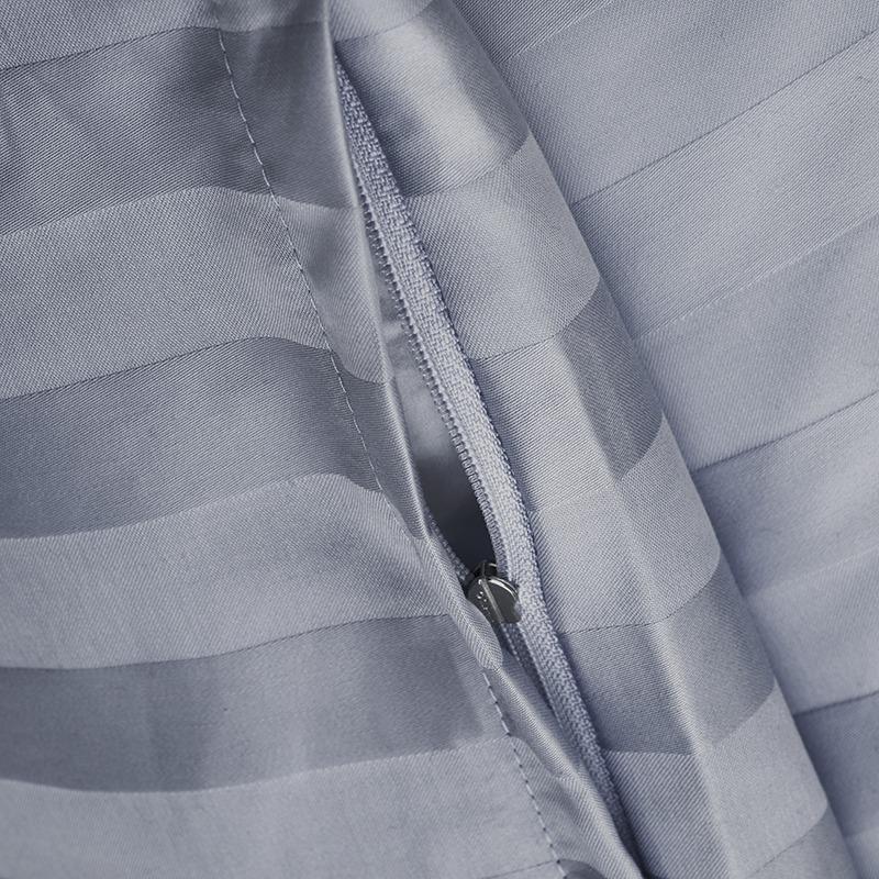 HOTEL-CLASSIC-dark-grey-zipper-3